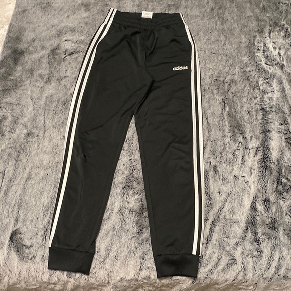adidas Other - Youth M (0-12) 26” inseam great condition- small hole on knee priced accordingly